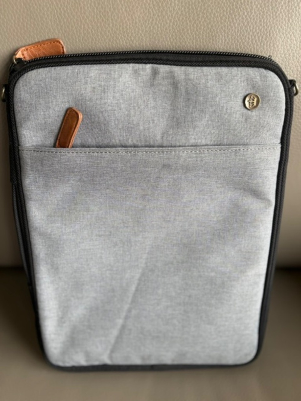 PKG Toronto Canada laptop sleeve padded for 13" / 14" laptops grey fabric